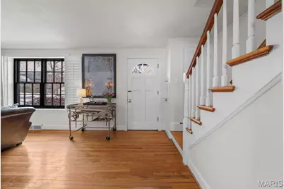 8417 Colonial Lane, Saint Louis, MO 63124 - Photo 4