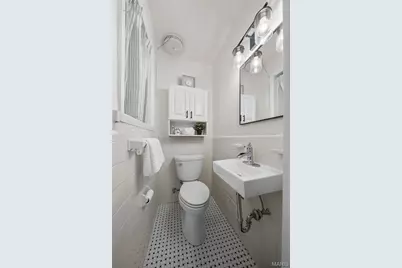 8417 Colonial Lane, Saint Louis, MO 63124 - Photo 16