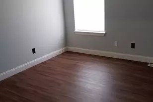 2767 Bacon St, Saint Louis, MO 63106 - Photo 4