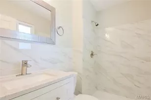 998 Tree Trails Ln, Fenton, MO 63026 - Photo 8