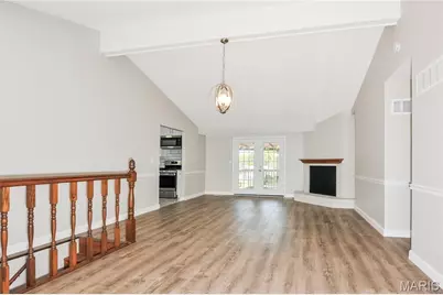 998 Tree Trails Lane, Fenton, MO 63026 - Photo 2