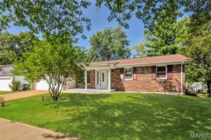 998 Tree Trails Ln, Fenton, MO 63026 - Photo 1