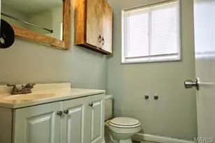 105 Clearview Dr, Florissant, MO 63033 - Photo 10