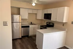 1763 High School Dr, Saint Louis, MO 63144 - Photo 4