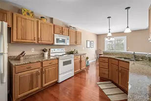 173 Tori Pines Dr, Oakville, MO 63129 - Photo 12