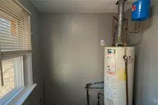 3212 W Tennyson Ave, Saint Louis, MO 63114 - Photo 8