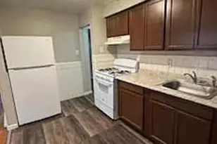 10130 Newbold Dr, Bellefontaine Neighbors, MO 63137 - Photo 4