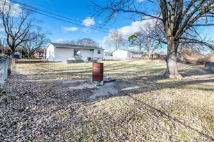 150 Saint Charles St, Florissant, MO 63031 - Photo 38