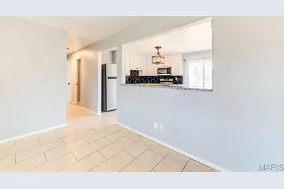 150 Saint Charles Street, Florissant, MO 63031 - Photo 14