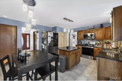 9620 Chamblin Drive, Affton, MO 63123 - Photo 10