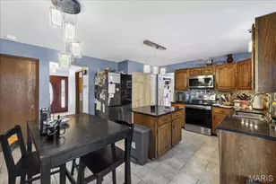 9620 Chamblin Dr, Affton, MO 63123 - Photo 10