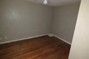 8015 Allen Ave, Saint Louis, MO 63114 - Photo 10