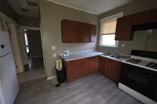 8015 Allen Ave, Saint Louis, MO 63114 - Photo 16