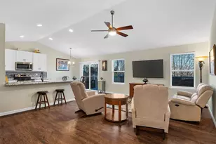 5315 Shawnee View Ct, Eureka, MO 63025 - Photo 4