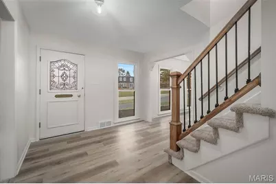 11584 New London Drive, Saint Louis, MO 63141 - Photo 4