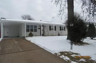 245 Alma Dr, Hazelwood, MO 63042 - Photo 2
