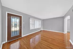 1102 Thatcher Ave, Dellwood, MO 63135 - Photo 4