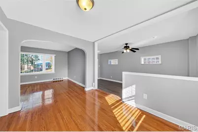 1102 Thatcher Avenue, Dellwood, MO 63135 - Photo 12