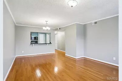 4355 Maryland Avenue #401, Saint Louis, MO 63108 - Photo 12