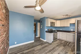 1212 Clarkson Ct, Ballwin, MO 63011 - Photo 8