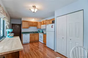 1705 E 9th St, Washington, MO 63090 - Photo 10