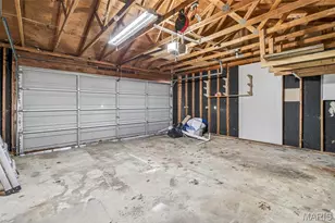 284 Brightfield Dr, Ballwin, MO 63021 - Photo 42