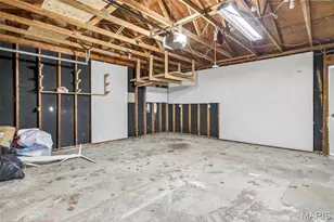 284 Brightfield Dr, Ballwin, MO 63021 - Photo 44