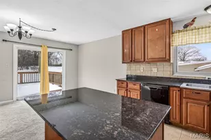 284 Brightfield Dr, Ballwin, MO 63021 - Photo 22