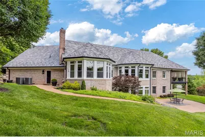 208 Saint Georges Drive, Saint Albans, MO 63073 - Photo 8