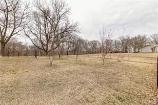 19701 Old Jamestown Rd, Florissant, MO 63034 - Photo 18