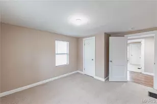 19701 Old Jamestown Rd, Florissant, MO 63034 - Photo 10