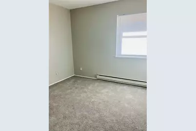 7546 Hazelcrest Drive, Hazelwood, MO 63042 - Photo 16