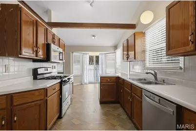 2612 White Manor Court, Saint Louis, MO 63114 - Photo 20