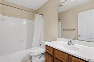 2612 White Manor Ct, Saint Louis, MO 63114 - Photo 24