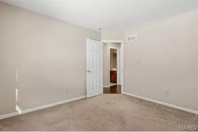 2612 White Manor Court, Saint Louis, MO 63114 - Photo 38
