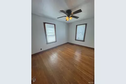 905 Burgess Avenue, Crystal City, MO 63019 - Photo 2