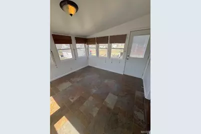 905 Burgess Avenue, Crystal City, MO 63019 - Photo 10