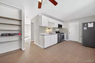 2233 Campus Dr, Saint Charles, MO 63301 - Photo 8