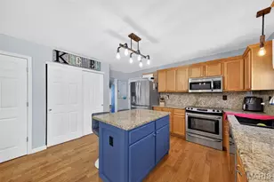 117 Stone Post Ln, Wentzville, MO 63385 - Photo 8