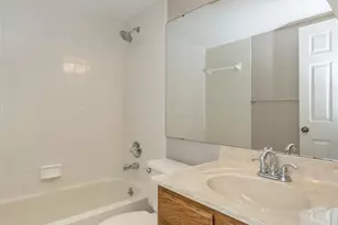 12917 Portulaca Dr, Saint Louis, MO 63146 - Photo 28