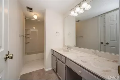 12917 Portulaca Drive #220, Saint Louis, MO 63146 - Photo 10