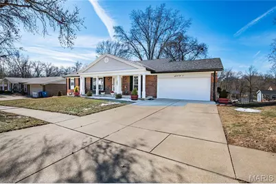 5355 Casa Royale Drive, Unincorporated, MO 63129 - Photo 2