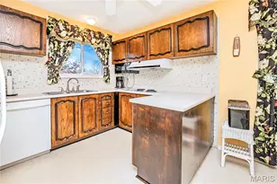 5355 Casa Royale Dr, Unincorporated, MO 63129 - Photo 16