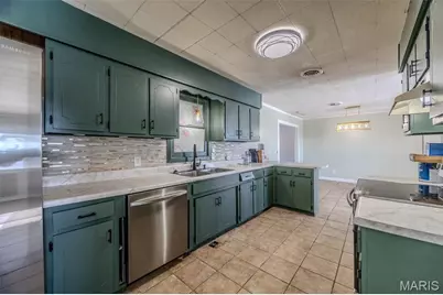 30017 Jeffries Road, Richland, MO 65556 - Photo 12