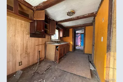 3669 Isolda Avenue, Saint Ann, MO 63074 - Photo 6