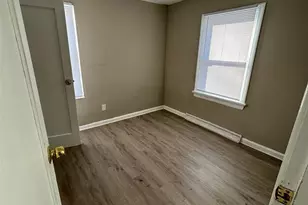 6242 Garfield Ave, Berkeley, MO 63134 - Photo 4