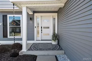 809 Crescent Ridge Dr, Valley Park, MO 63088 - Photo 4