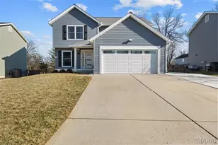 809 Crescent Ridge Dr, Valley Park, MO 63088 - Photo 2