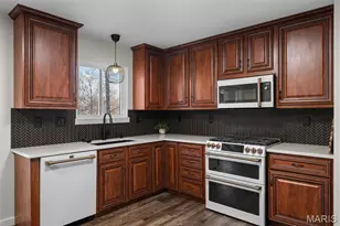 809 Crescent Ridge Dr, Valley Park, MO 63088 - Photo 12