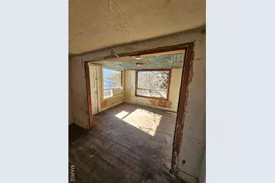 513 Elm Street, Bourbon, MO 65441 - Photo 12